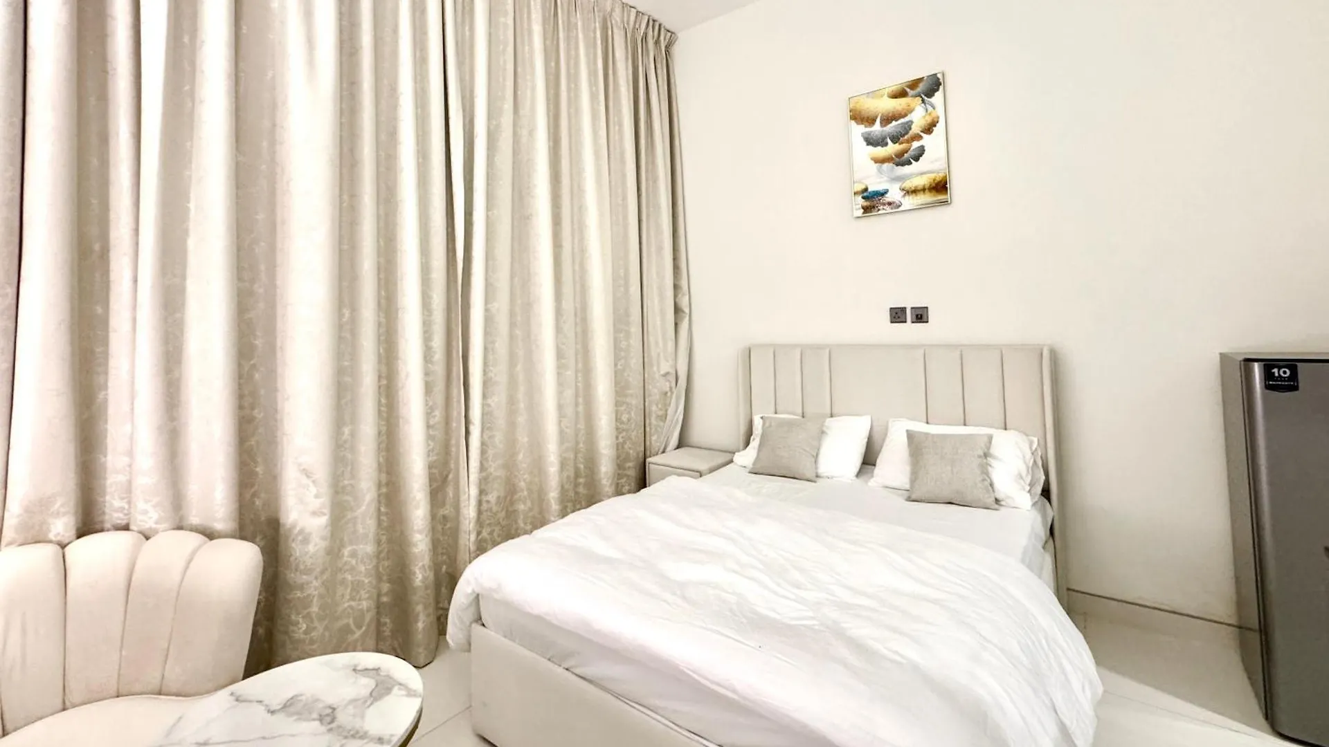 Al Manara Premium Cozy Studio Dubai 0*,